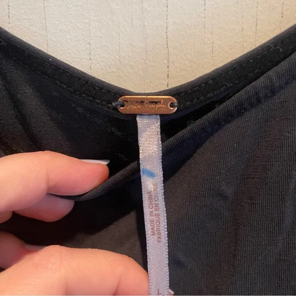 Free People Crop Top - Picture 2 of 5